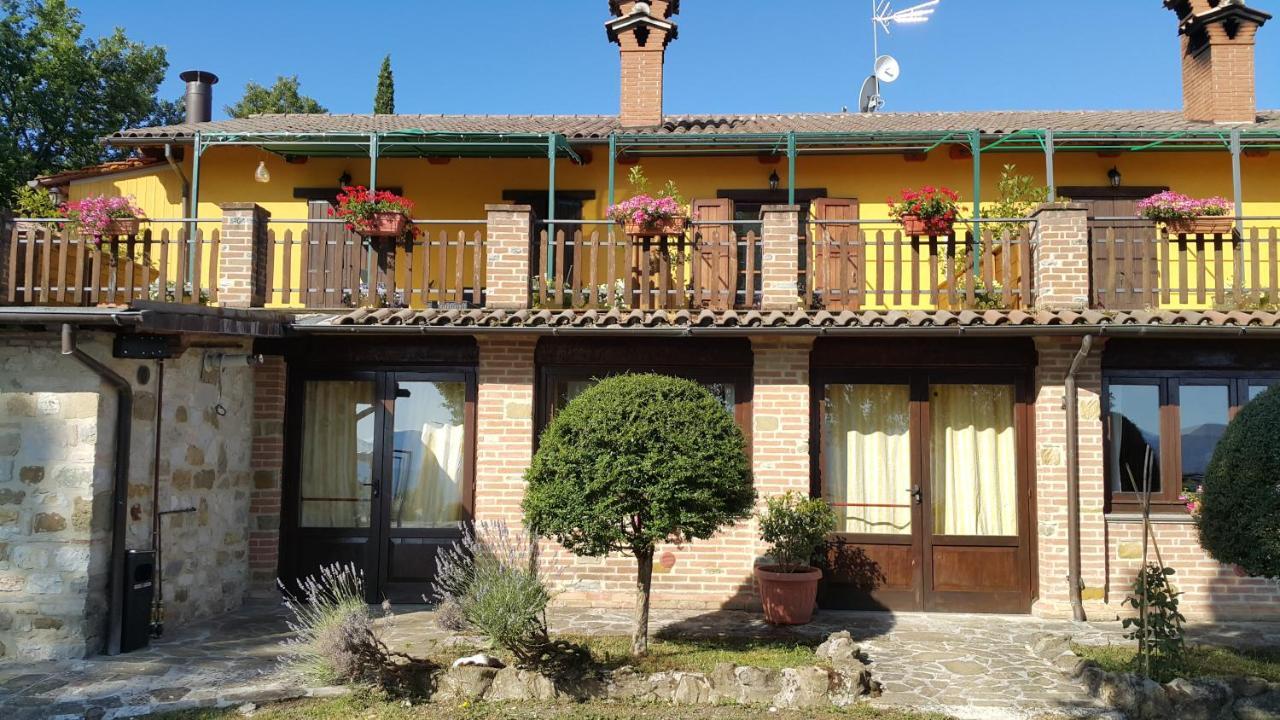 Agriturismo Countryhouse Le Giare Gubbio Exteriér fotografie