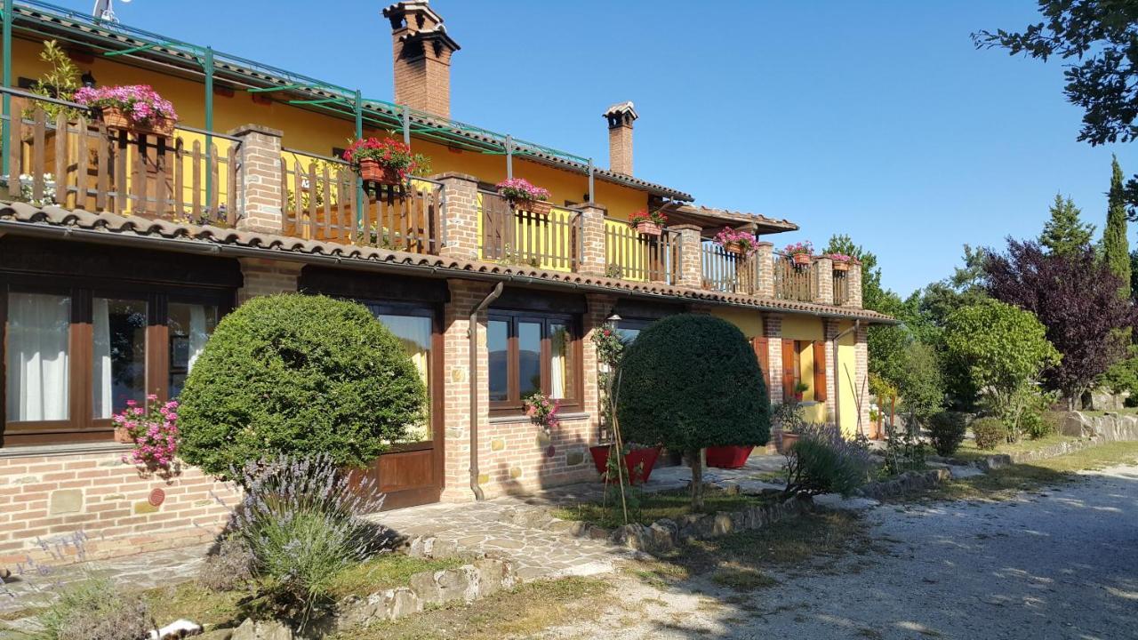 Agriturismo Countryhouse Le Giare Gubbio Exteriér fotografie